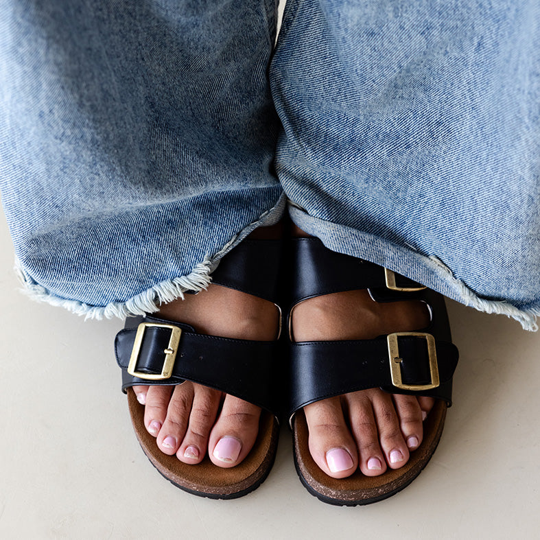 Noir Slippers