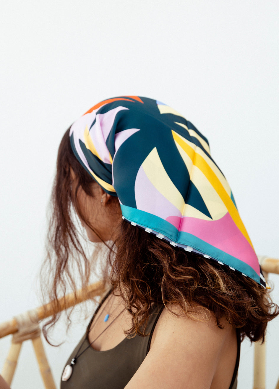 Abstract Bandana